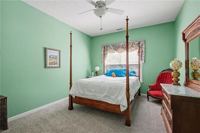 3129 Gallahad DR, Virginia Beach, VA 23456