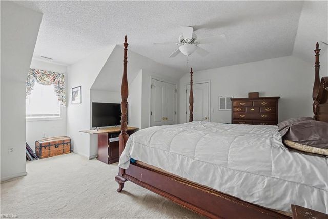 3129 Gallahad DR, Virginia Beach, VA 23456