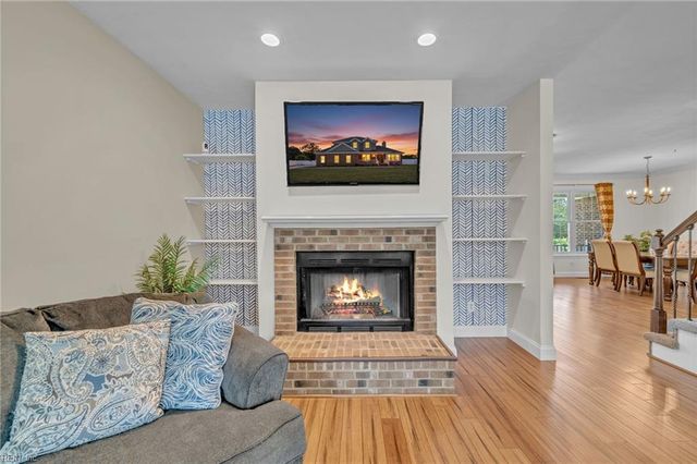 1302 Sasparilla CT, Chesapeake, VA 23320