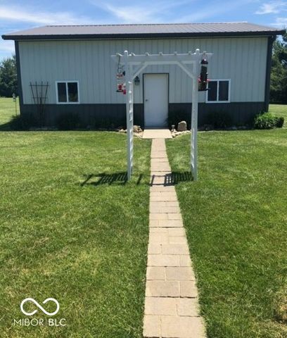 9490 W 1000 N, Elwood, IN 46036