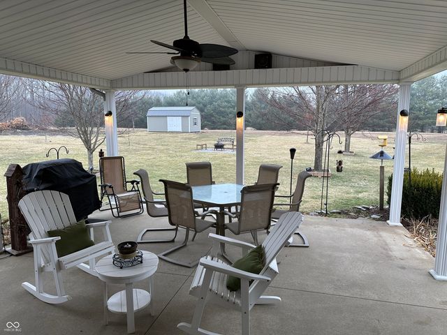 9490 W 1000 N, Elwood, IN 46036