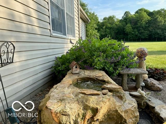 9490 W 1000 N, Elwood, IN 46036