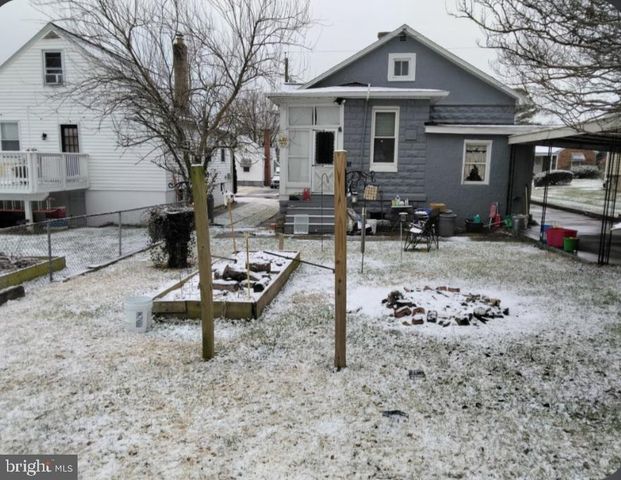 2900 CHENOAK AVE, Baltimore, MD 21234