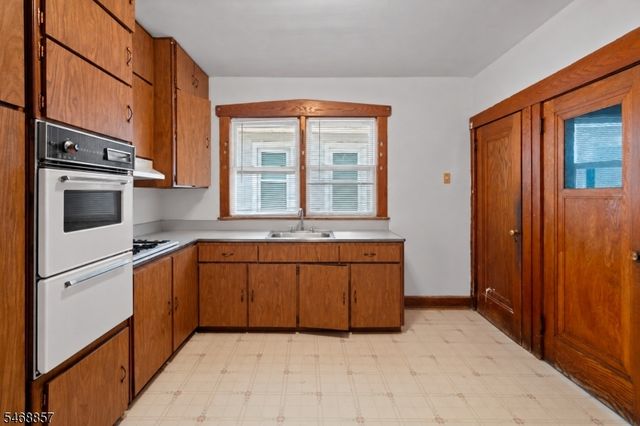 406 Highland Ave, Clifton City, NJ 07011