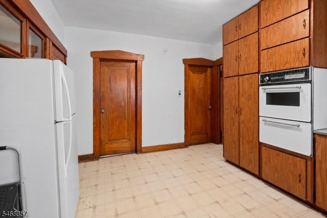 406 Highland Ave, Clifton City, NJ 07011