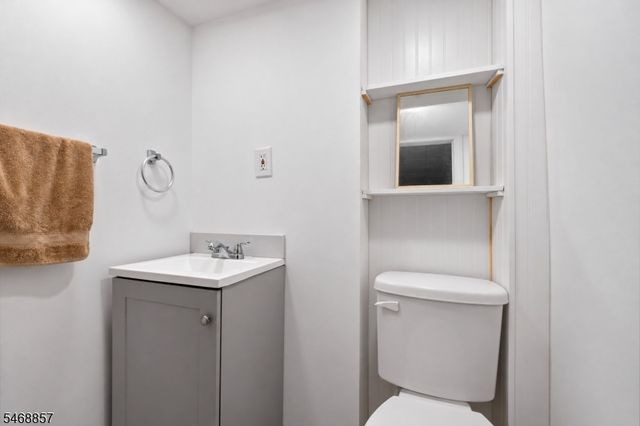 406 Highland Ave, Clifton City, NJ 07011