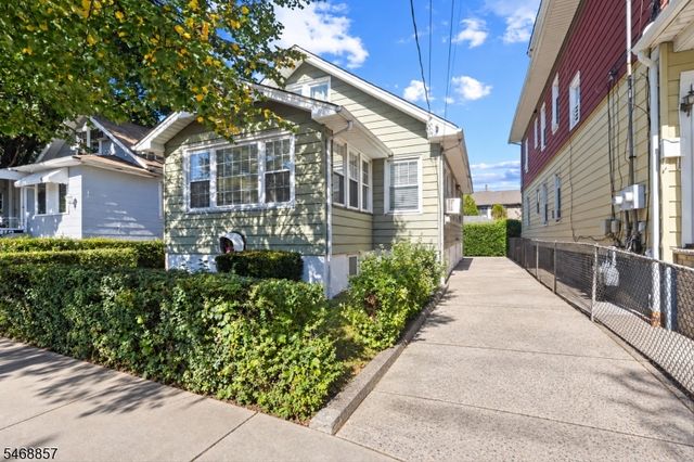 406 Highland Ave, Clifton City, NJ 07011