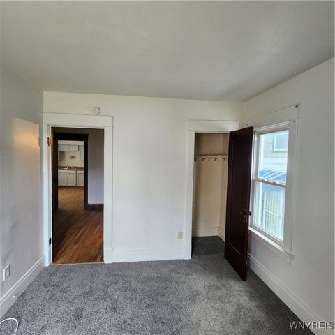 102 Carl Street, Buffalo, NY 14215