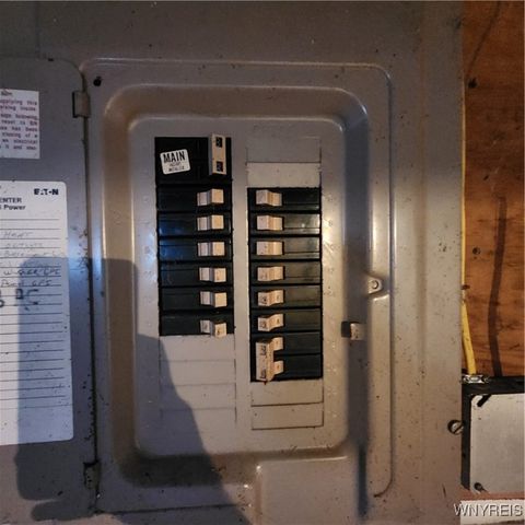 102 Carl Street, Buffalo, NY 14215