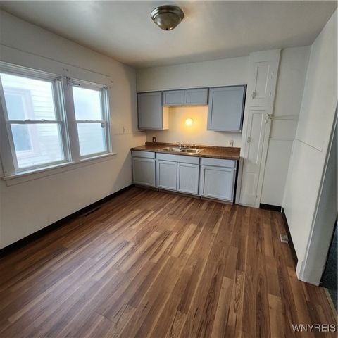 102 Carl Street, Buffalo, NY 14215