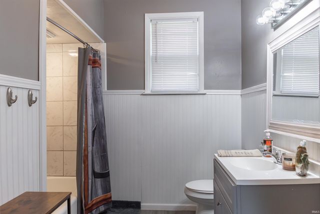 2019 13Th Street, Bedford, IN 47421