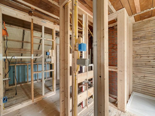 81 East River Road, Lincoln, VT 05443