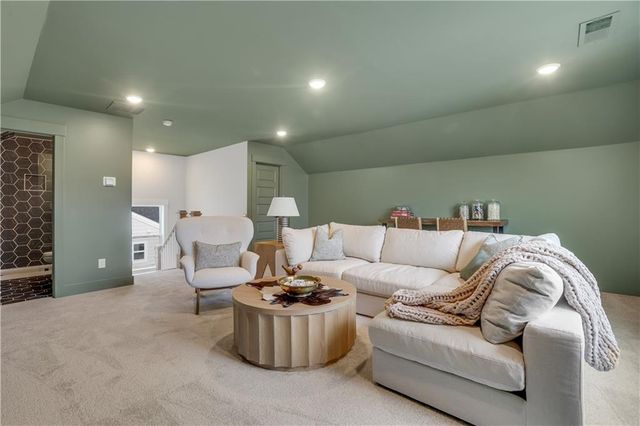 196 Trace Bluff, Dawsonville, GA 30534