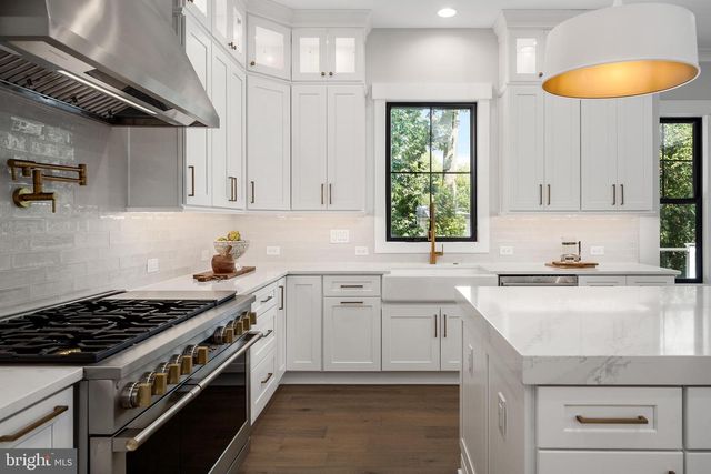 8650 MCHENRY ST, Vienna, VA 22180