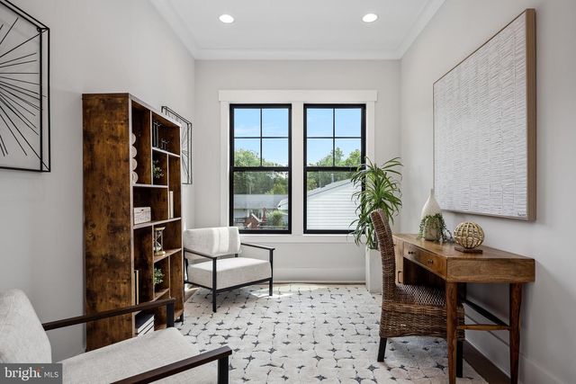 8650 MCHENRY ST, Vienna, VA 22180