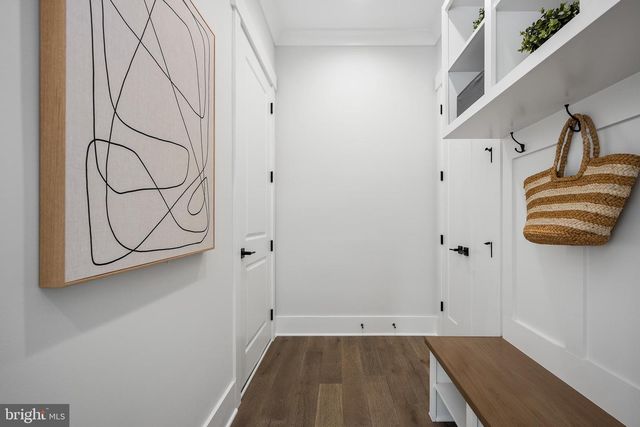 8650 MCHENRY ST, Vienna, VA 22180