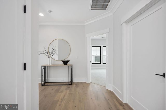 8650 MCHENRY ST, Vienna, VA 22180