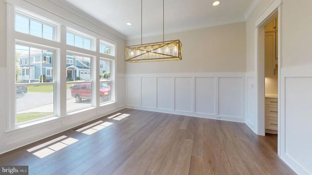 8650 MCHENRY ST, Vienna, VA 22180