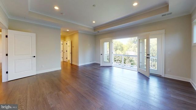 8650 MCHENRY ST, Vienna, VA 22180