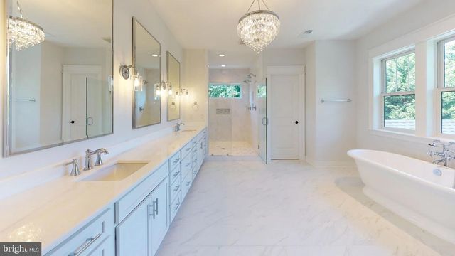 8650 MCHENRY ST, Vienna, VA 22180