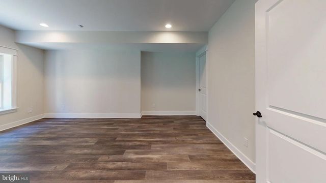 8650 MCHENRY ST, Vienna, VA 22180