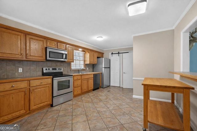 104 Parkway Drive, Eatonton, GA 31024
