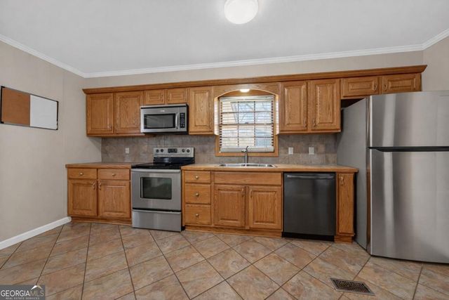 104 Parkway Drive, Eatonton, GA 31024