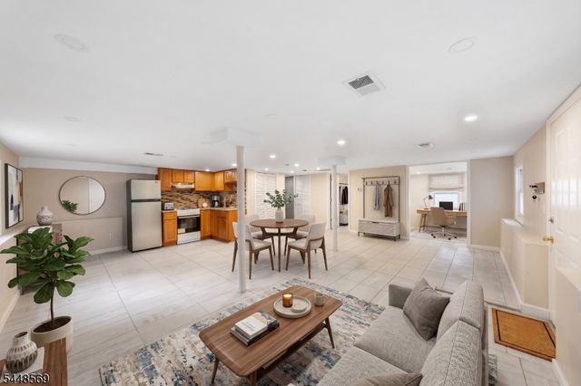 27 Alvin Ter, Springfield Twp., NJ 07081