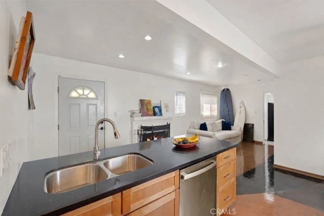 1631 Van Horne Lane, Redondo Beach, CA 90278