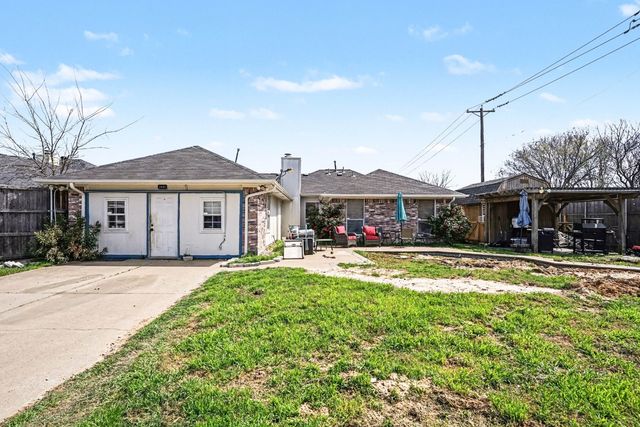 2621 Buck Drive, Mesquite, TX 75181