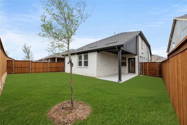 14111 Gallatin Street, Pilot Point, TX 76258