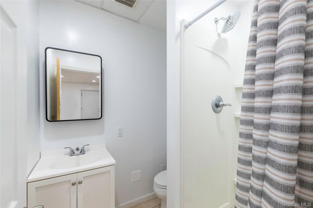 22 Elm Road, Lake Peekskill, NY 10537
