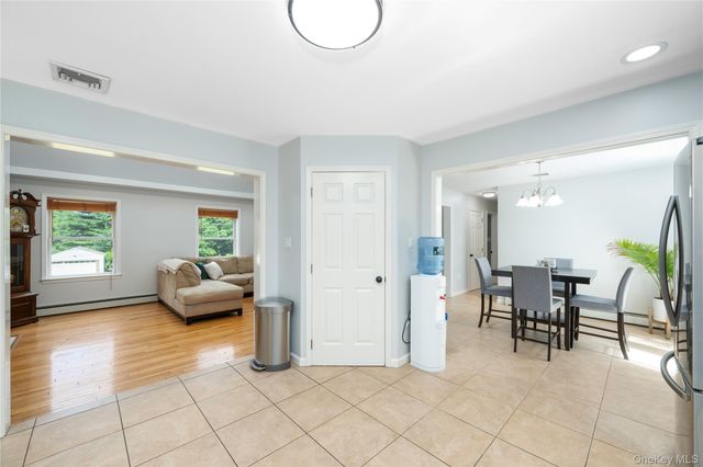 22 Elm Road, Lake Peekskill, NY 10537