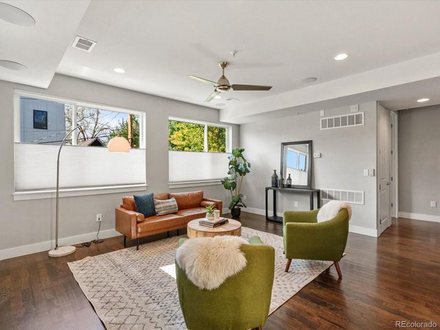 3132 W 19th Ave 3, Denver, CO 80204