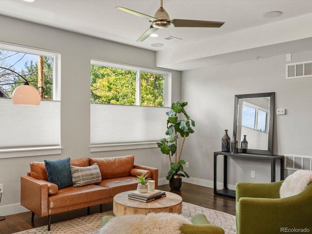 3132 W 19th Ave 3, Denver, CO 80204