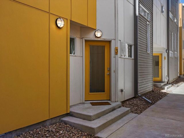 3132 W 19th Ave 3, Denver, CO 80204