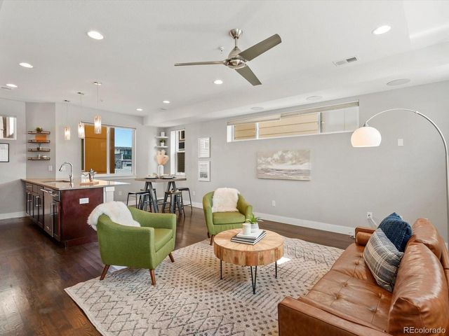 3132 W 19th Ave 3, Denver, CO 80204