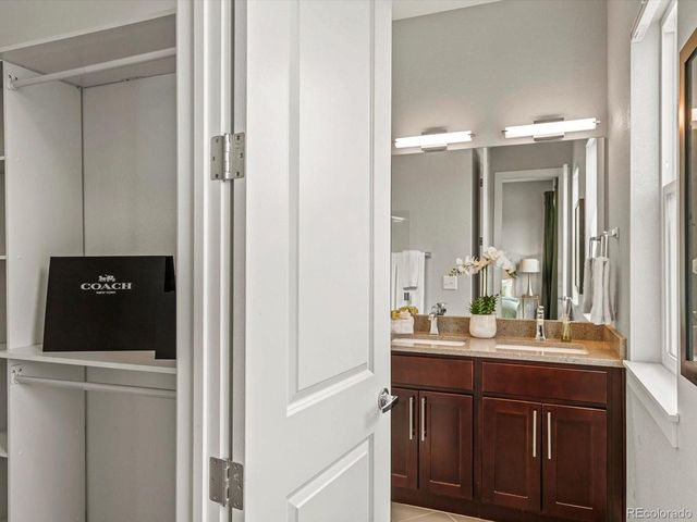 3132 W 19th Ave 3, Denver, CO 80204