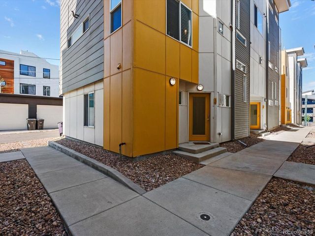3132 W 19th Ave 3, Denver, CO 80204