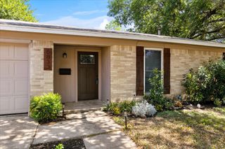 6833 John Drive, Richland Hills, TX 76118