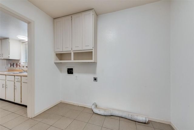 6214 Capestone Drive, Dallas, TX 75217