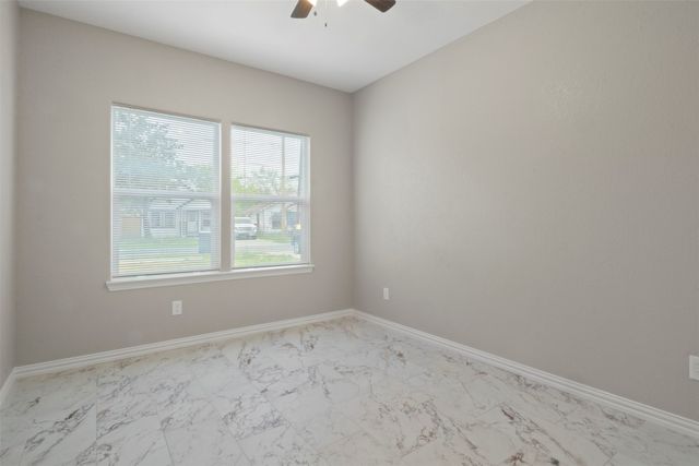 1542 Caldwell Street, Dallas, TX 75223