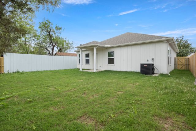 1542 Caldwell Street, Dallas, TX 75223