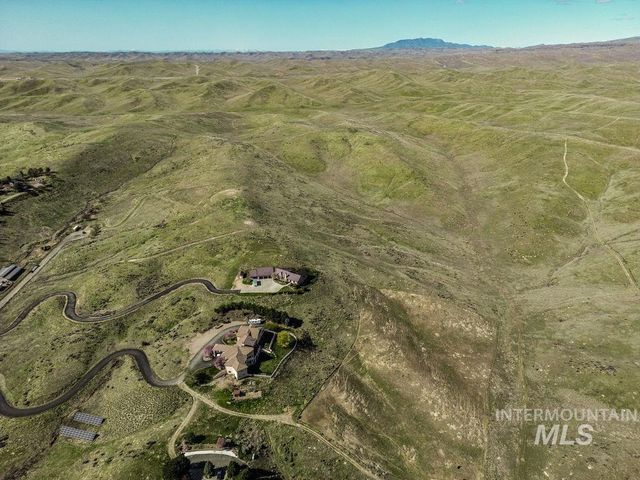 5070 N Curlew Lane, Eagle, ID 83616