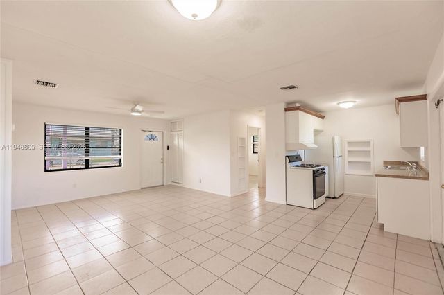 14625 SW 104th Pl, Miami, FL 33176