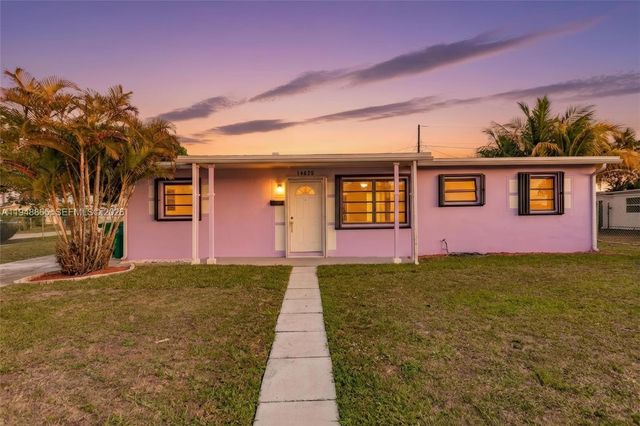 14625 SW 104th Pl, Miami, FL 33176