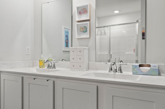 615 Norwich Ln., Myrtle Beach, SC 29588