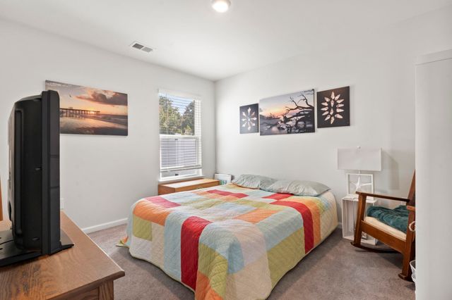 615 Norwich Ln., Myrtle Beach, SC 29588