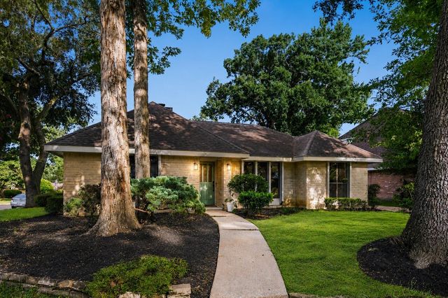3811 Honey Brook Drive, Houston, TX 77345