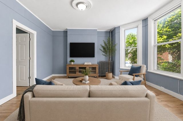 28 Newton St TH, Boston, MA 02135
